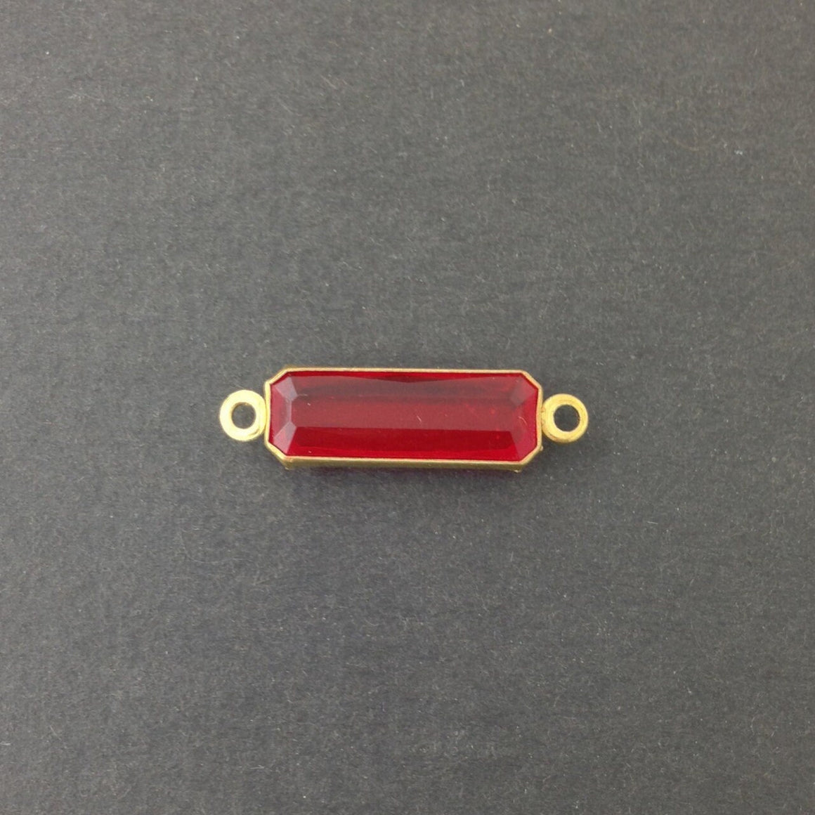 2 Loop Vintage Ruby Acrylic Faceted Channel Set Rectangle Drops 7x19mm (6) chr068D