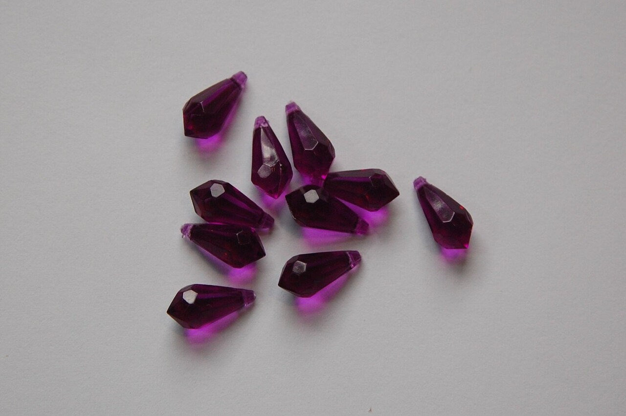 13x6mm Amethyst Faceted Acrylic Teardrops (12)