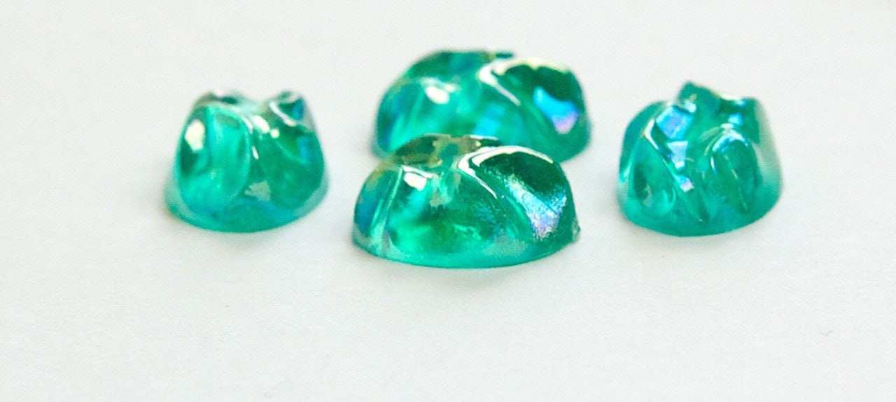 Vintage Peridot AB Rippled Top Acrylic Cabochons 14x10mm cab577S