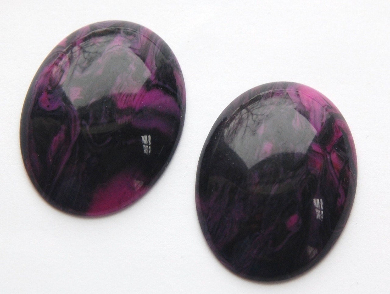 Vintage Fuchsia and Black Swirled Dome Cabochon 40mm x 30mm cab636