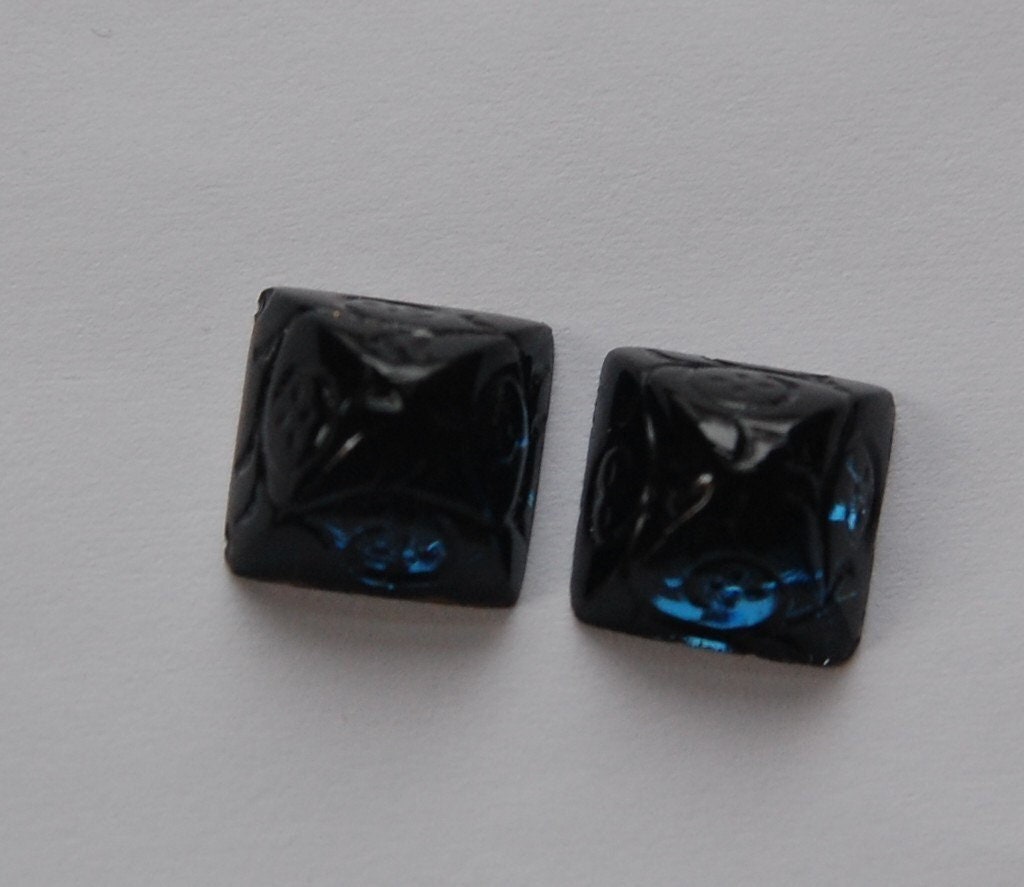 12mm Montana Blue Glass Etched Pyramid Cabochons (2) cab580B
