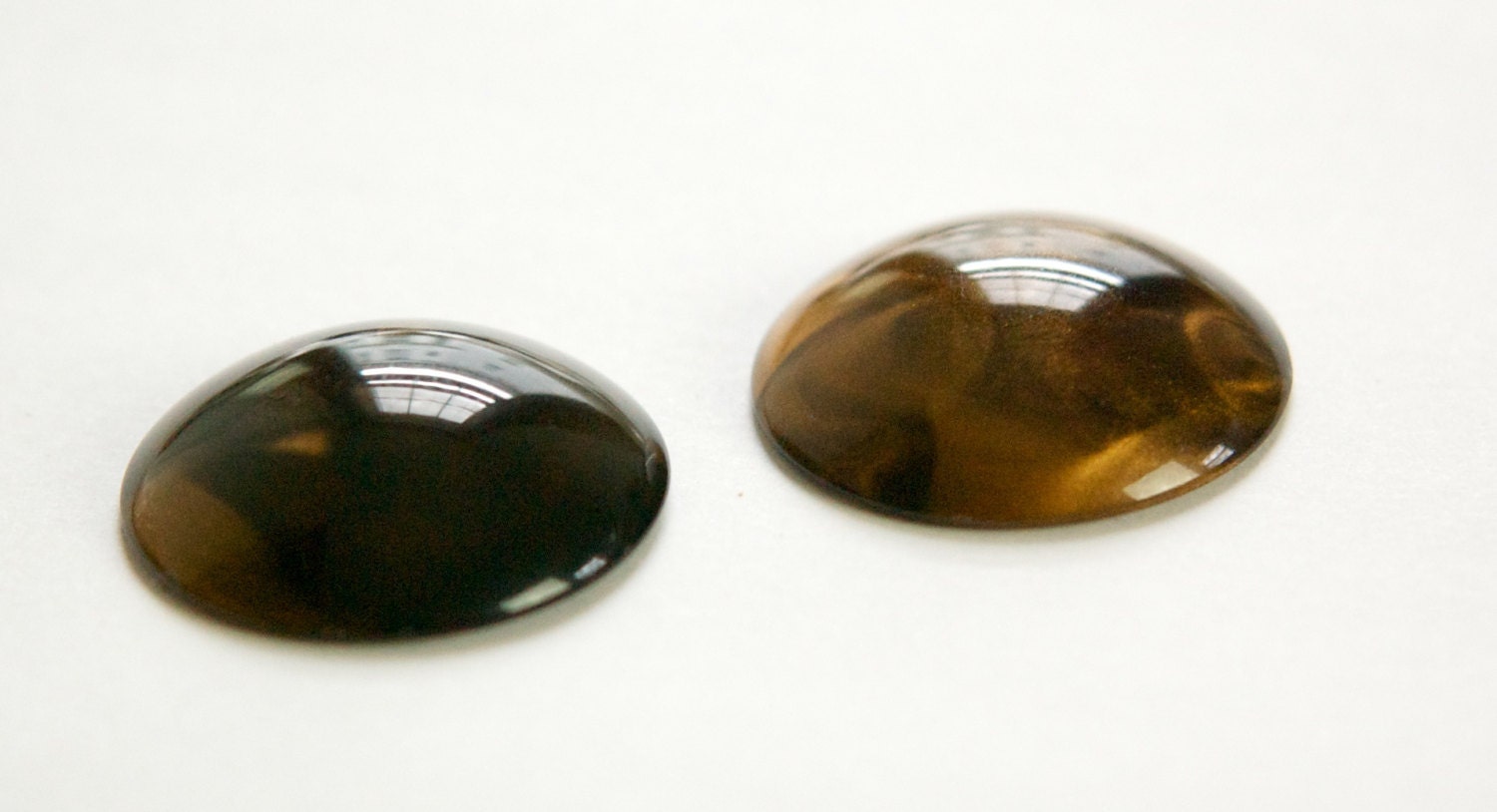 Vintage Acrylic Smokey Brown with Silky Golden Swirls Cabochons 29mm (2) cab249B