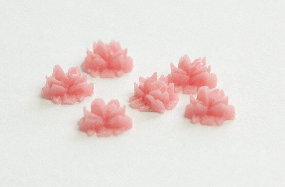Vintage Style Pink Etched Plastic Flower Cabochon 6.5mm (8) cab567D