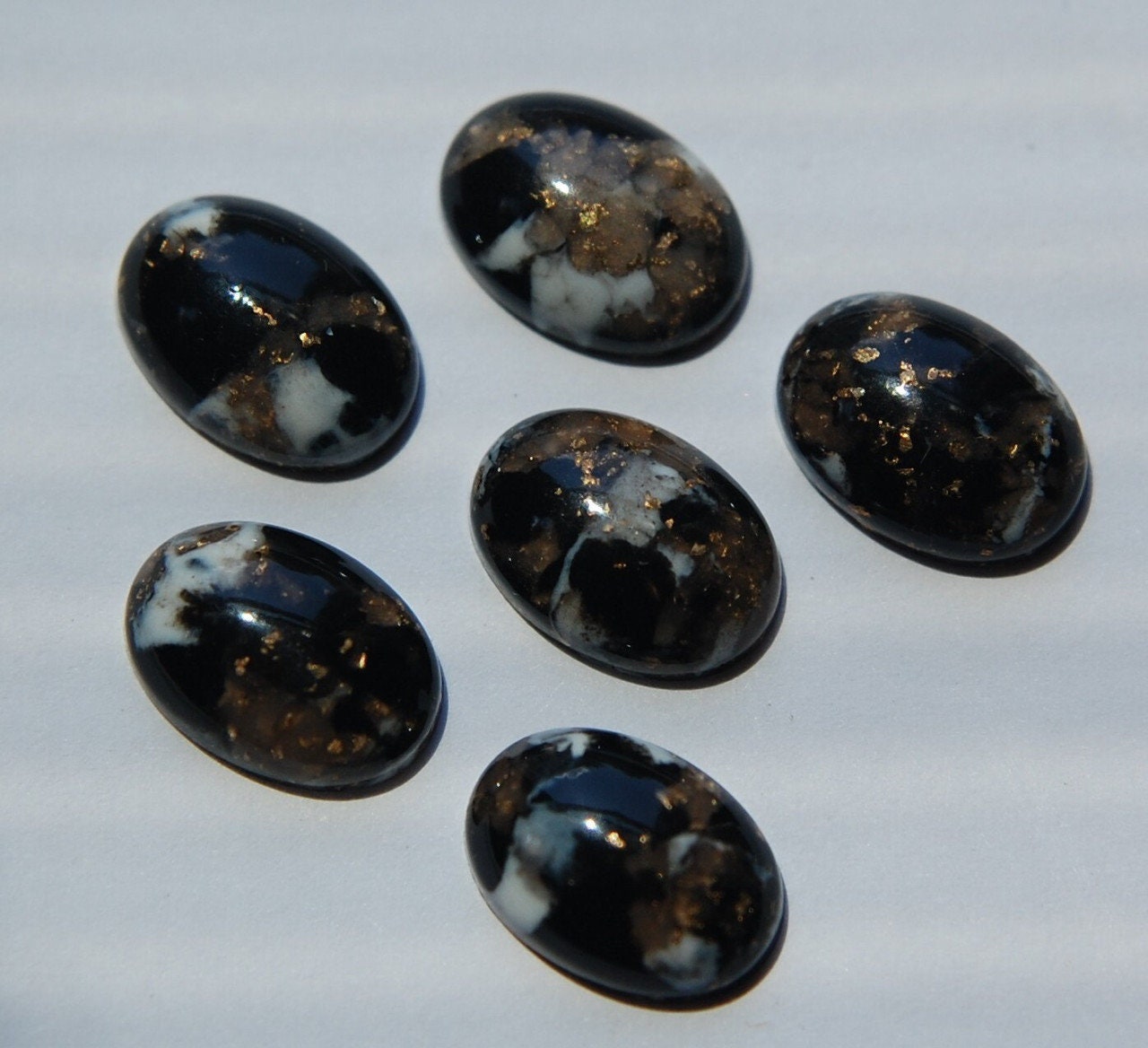 Vintage Acrylic Black White Gold Cabochons 14x10mm cab676