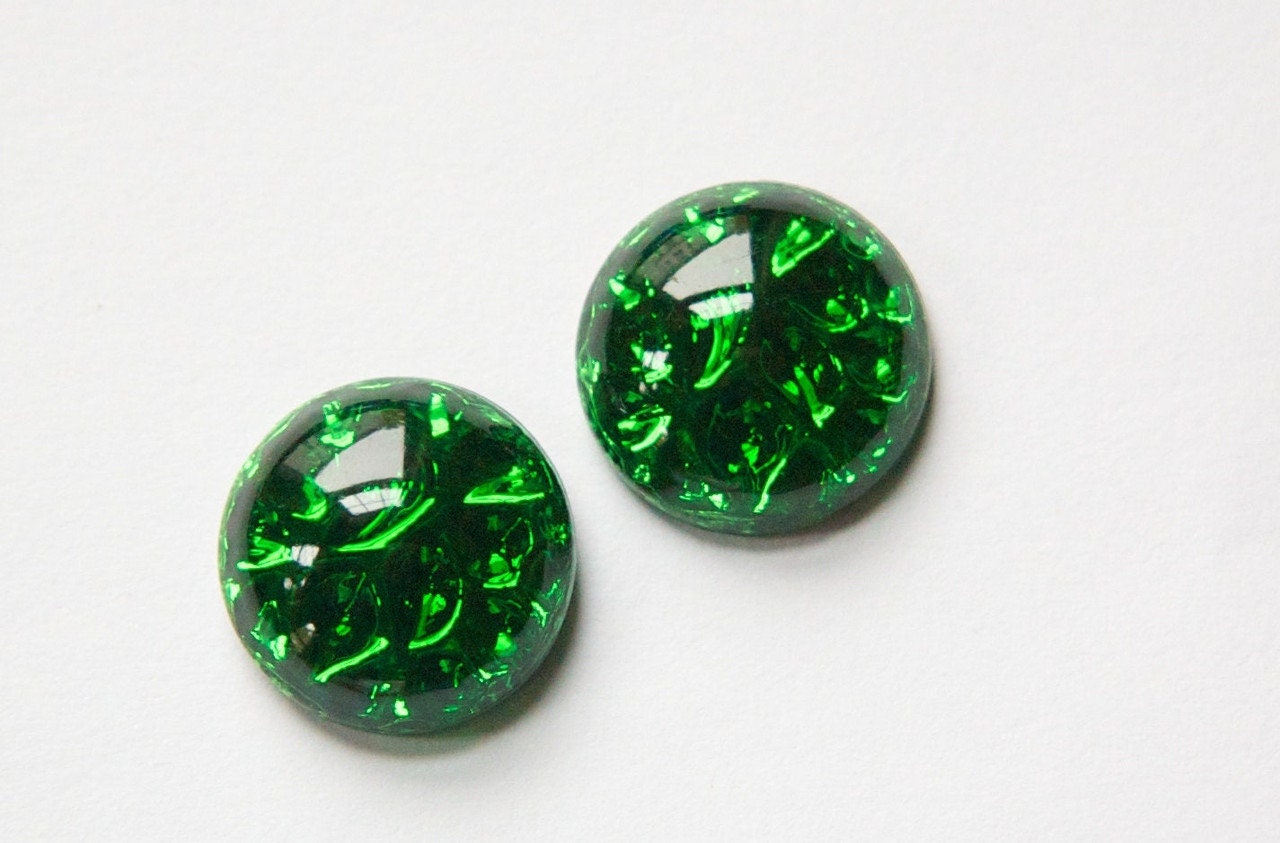 Vintage Emerald Green Textured Back Glass Cabochons 15mm (2) cab559