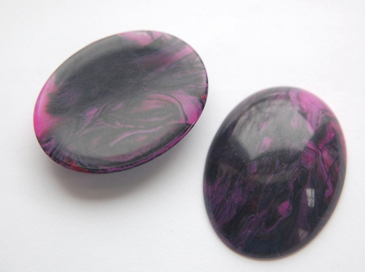 Vintage Fuchsia and Black Swirled Dome Cabochon 40mm x 30mm cab636