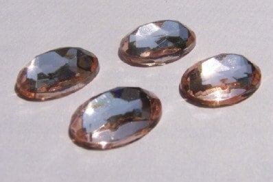 Vintage Pale Peach Glass Faceted Cabochons (4) cab578P