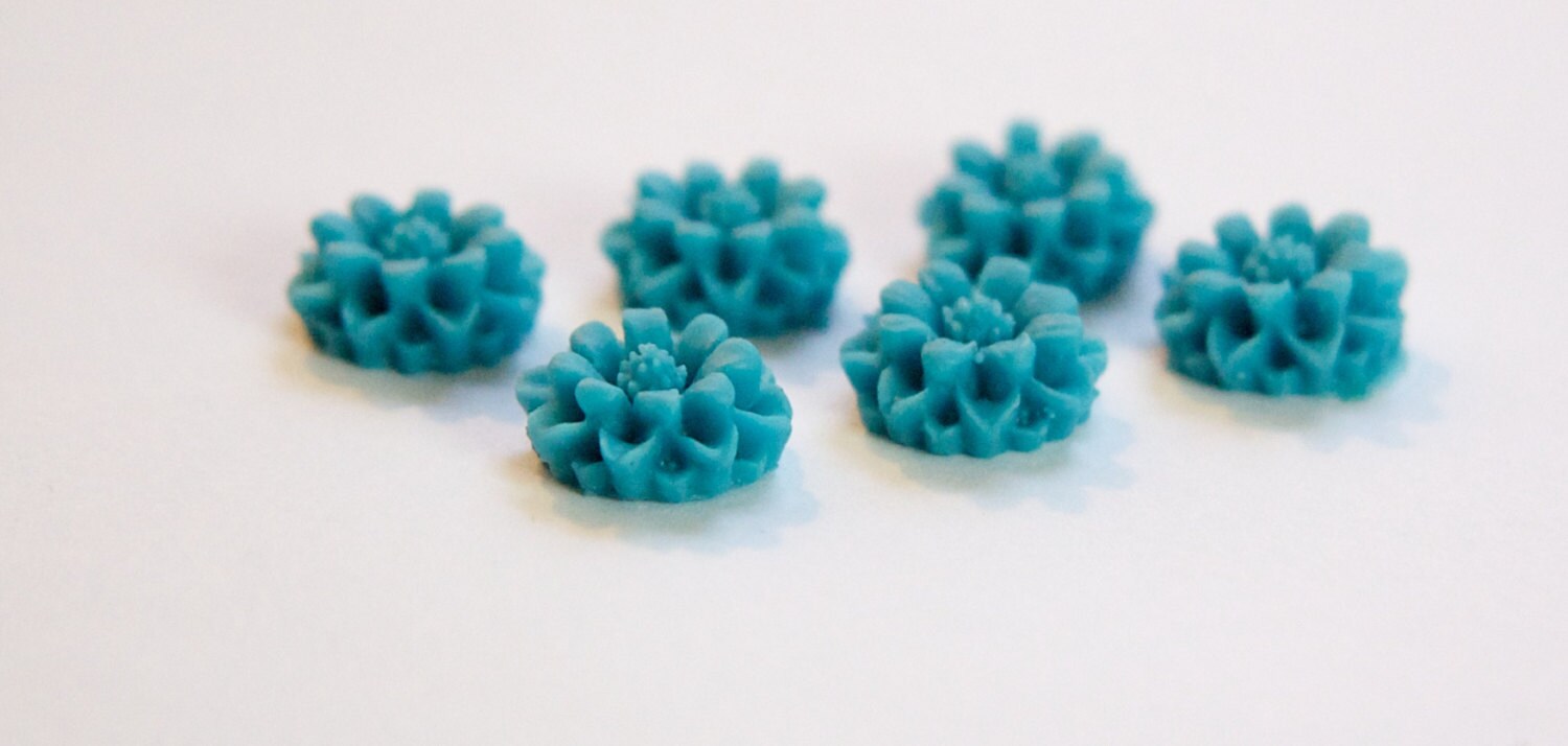 Vintage Style Matte Blue Flower Cabochon 12mm cab596G
