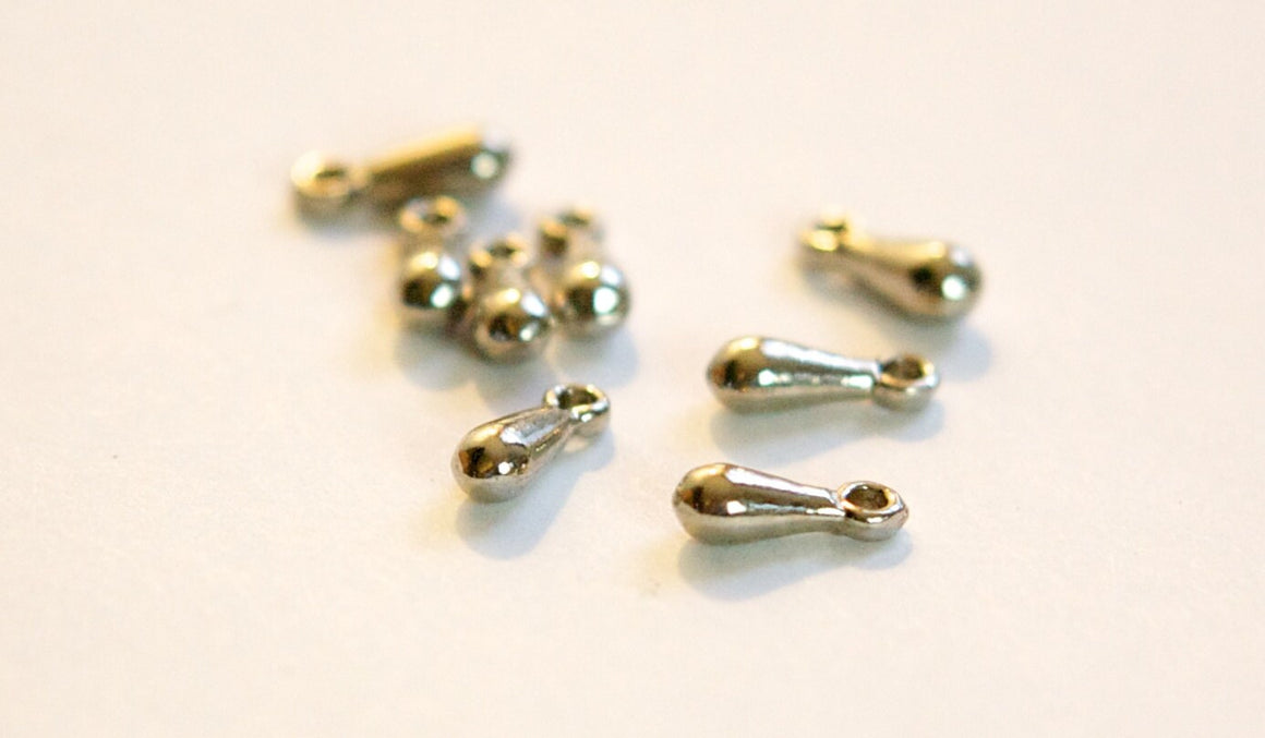 Vintage Silver Tone Solid Brass Teardrop Charms Drops (10) chr200A
