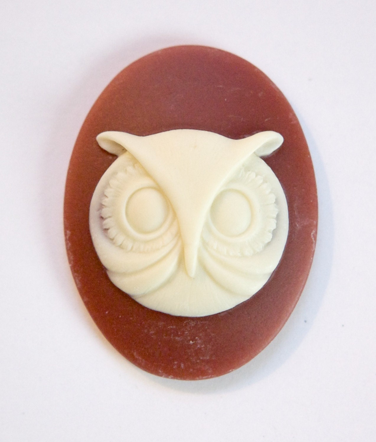 Ivory Owl Face on Carnelian Cameo Acrylic Cabochons 40x30mm (2) cab842J