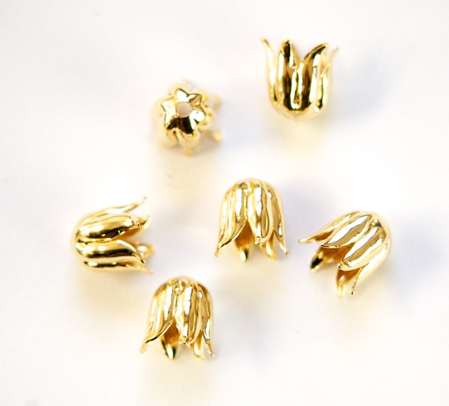Gold Plated 6 Wavy Petal Flower Bead Cap 10mm (8) mtl073B