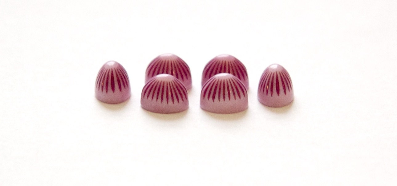Vintage 2 Tone Purple Etched Top Acrylic Cabochons 8x6mm cab810B