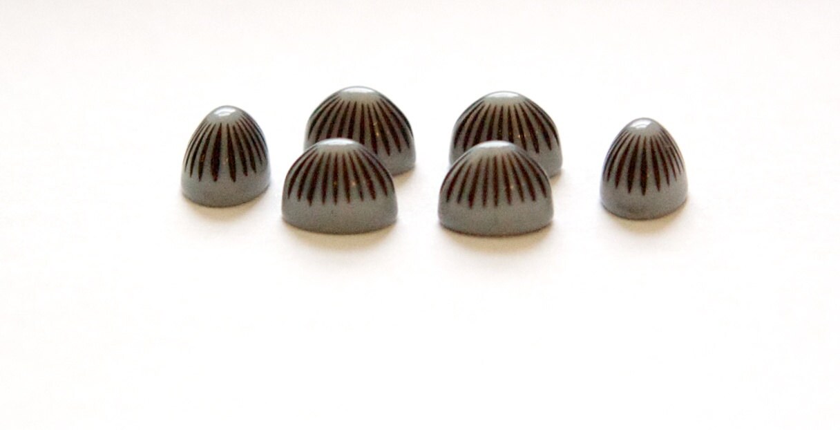 Vintage Grey Black Etched Top Acrylic Cabochons 8x6mm cab810F