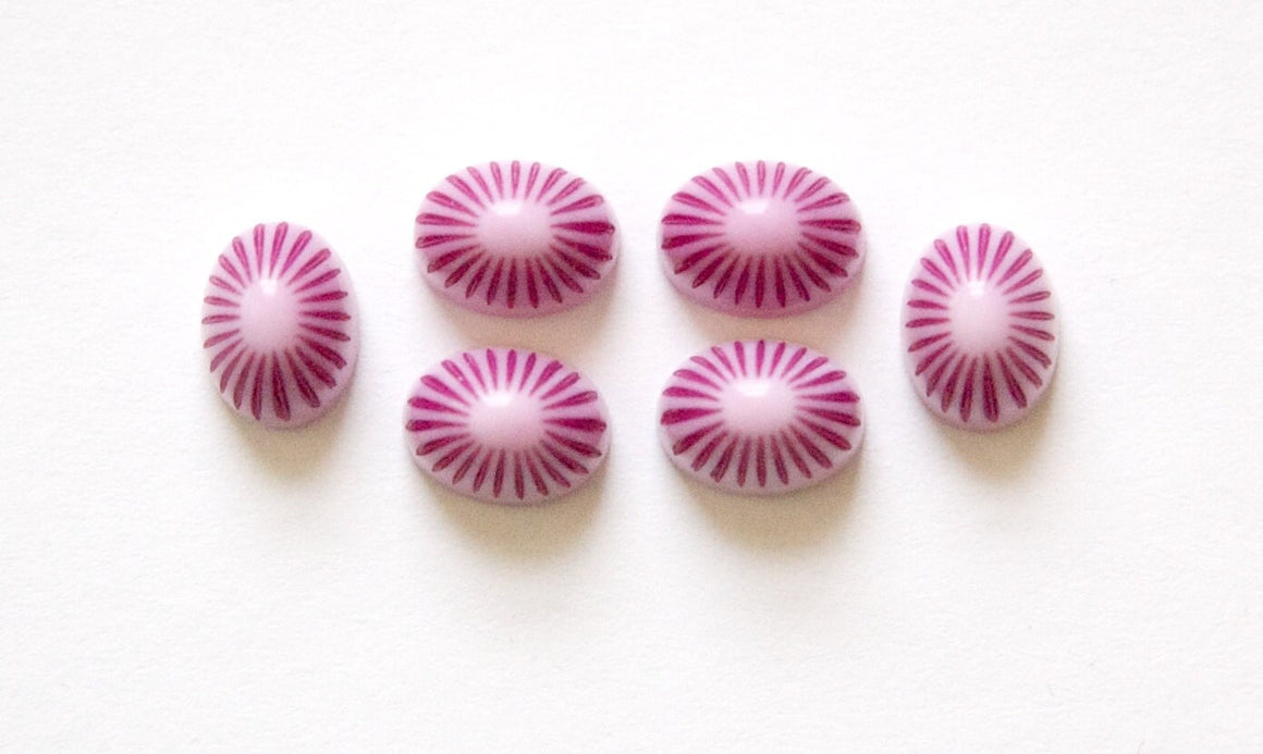 Vintage 2 Tone Purple Etched Top Acrylic Cabochons 8x6mm cab810B