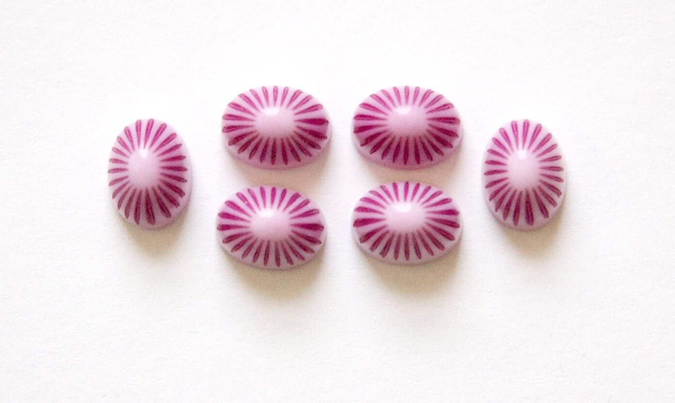 Vintage 2 Tone Purple Etched Top Acrylic Cabochons 8x6mm cab810B