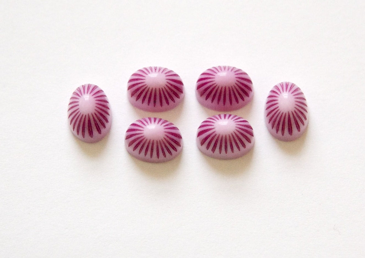 Vintage 2 Tone Purple Etched Top Acrylic Cabochons 8x6mm cab810B