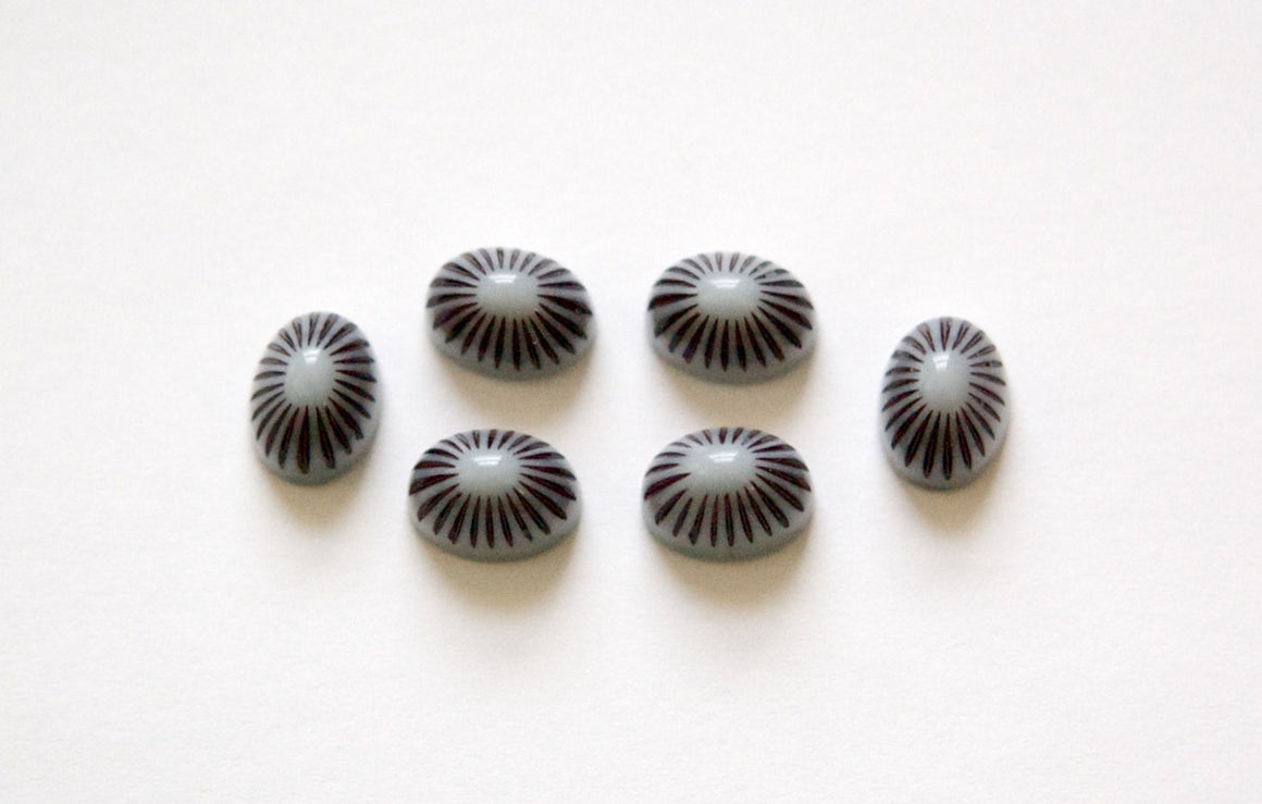 Vintage Grey Black Etched Top Acrylic Cabochons 8x6mm cab810F