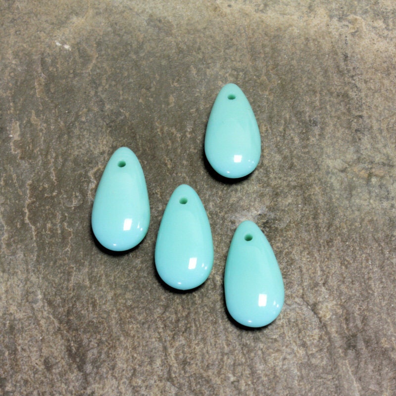 14x7mm Turquoise Czech Teardrop Glass Beads (10)