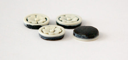 Vintage Off White Etched Flower on Black Acrylic Cabochons Japan 11mm (4) cab846C