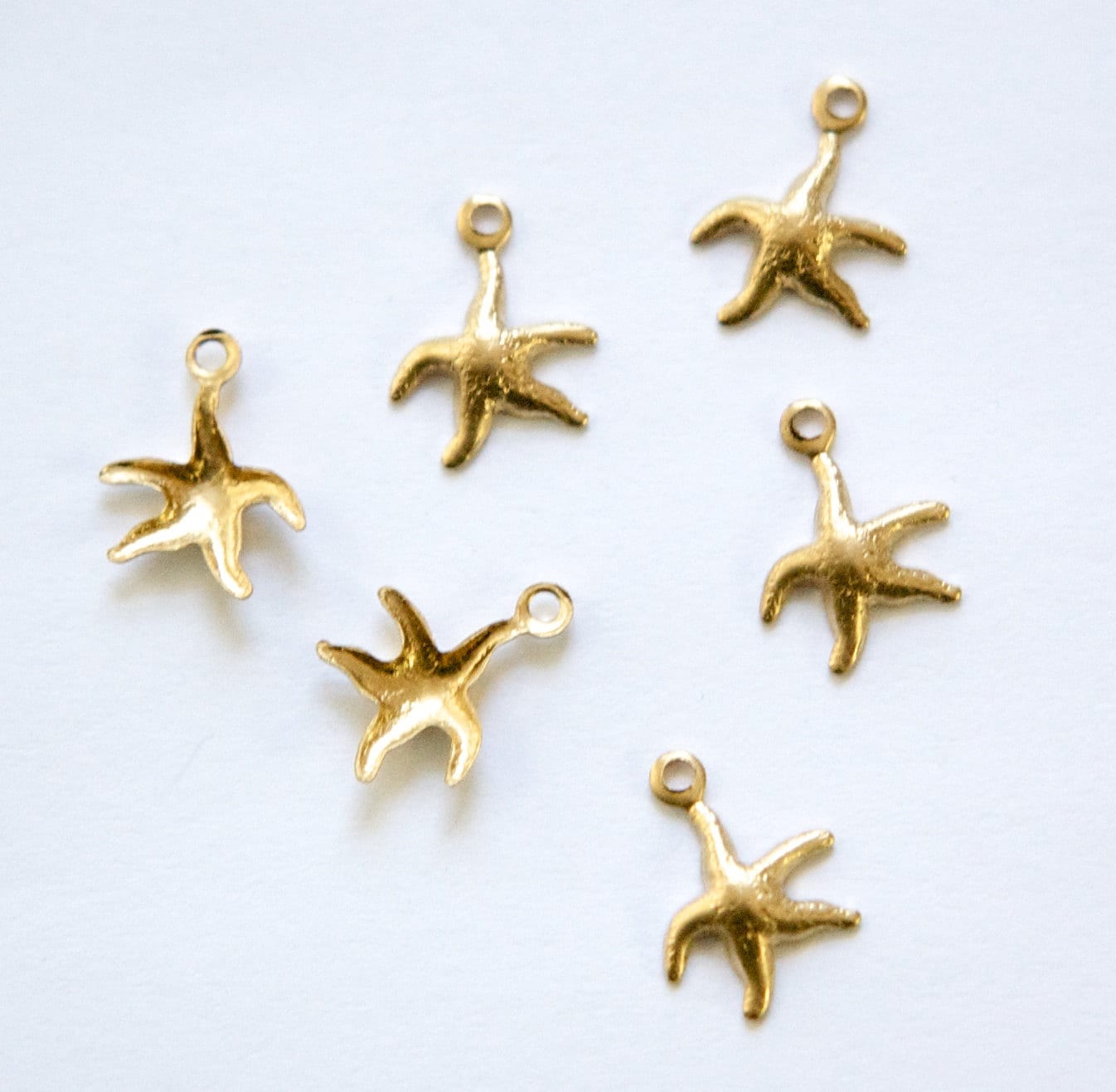 Top Loop Raw Brass Starfish Charm (8) chr019B