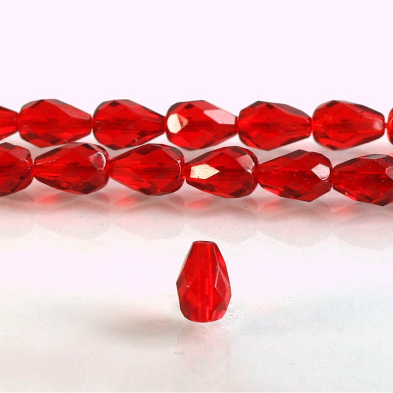 10X7mm Ruby Teardrop Czech Faceted Glass Beads (10)
