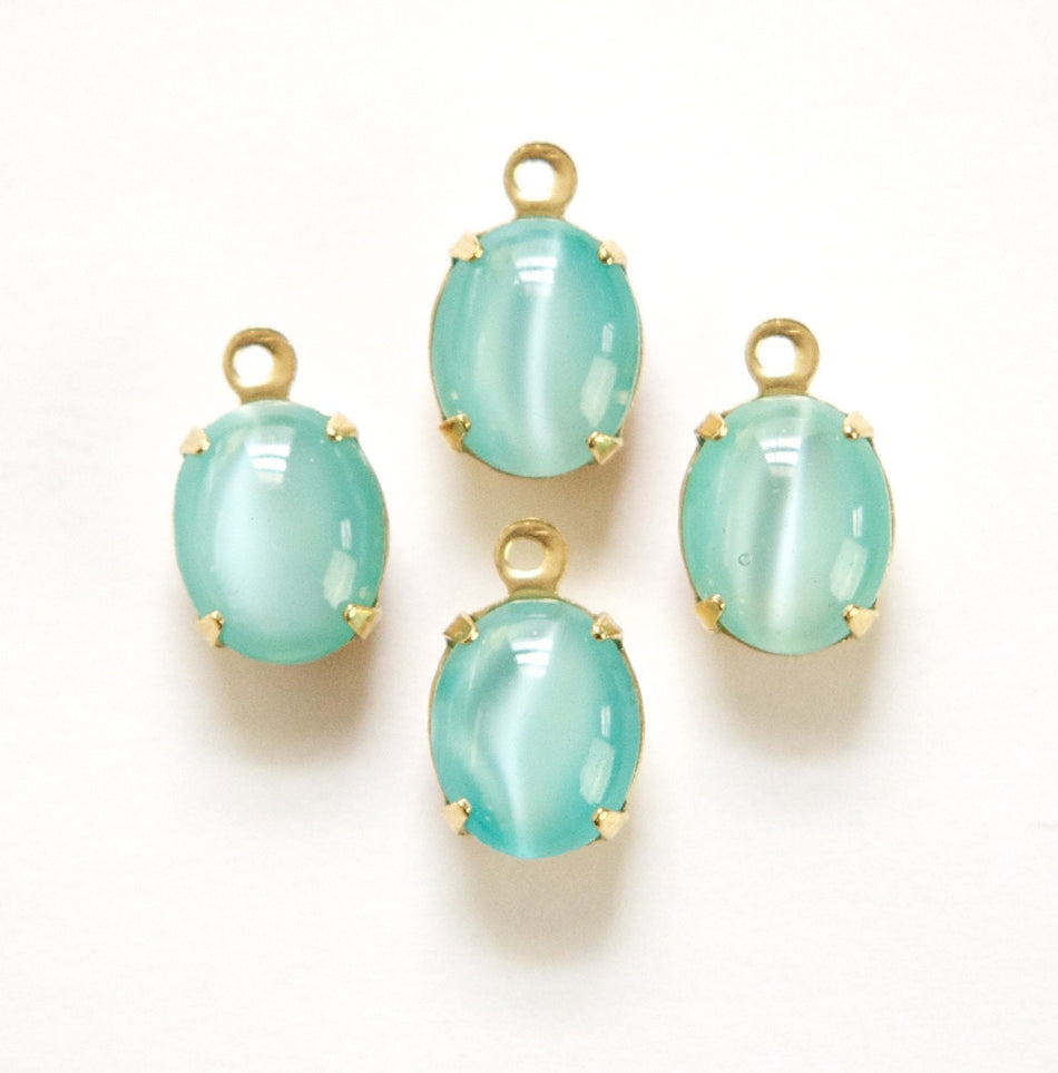 Vintage Light Blue/Aqua Moonglow Oval Stones 1 Loop Brass Setting ovl005S