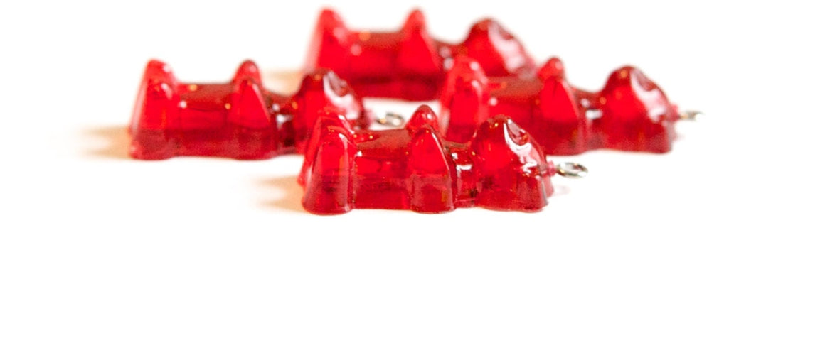 Red Gummi Bear Charms Drops (4) chr152C