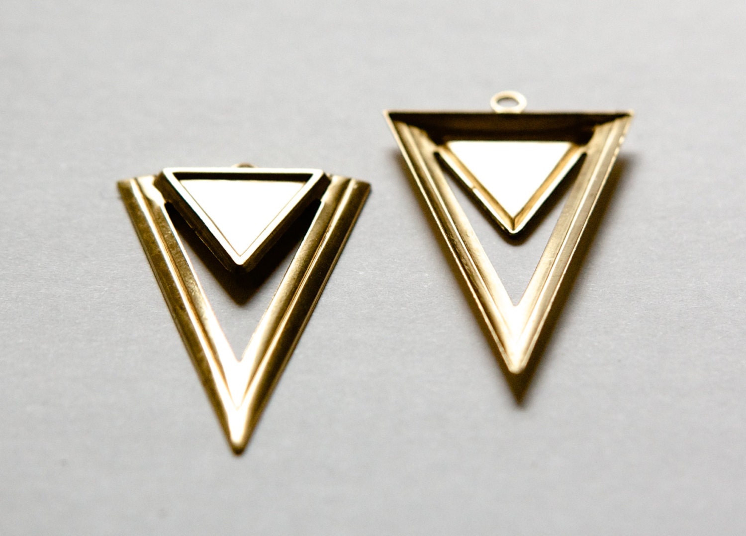 Raw Brass Open Double Triangle Hoop Pendant with Loop (4) mtl420A