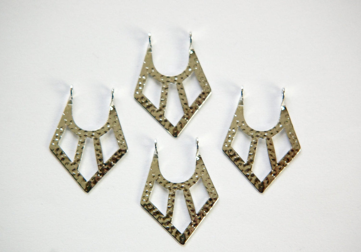 2 Loop Silver Plated Hammered V Pendants Drops (6) 24x18mm mtl182C