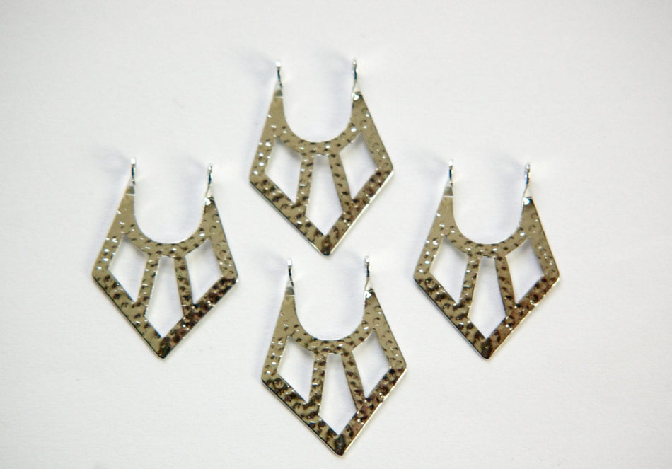 2 Loop Silver Plated Hammered V Pendants Drops (6) 24x18mm mtl182C