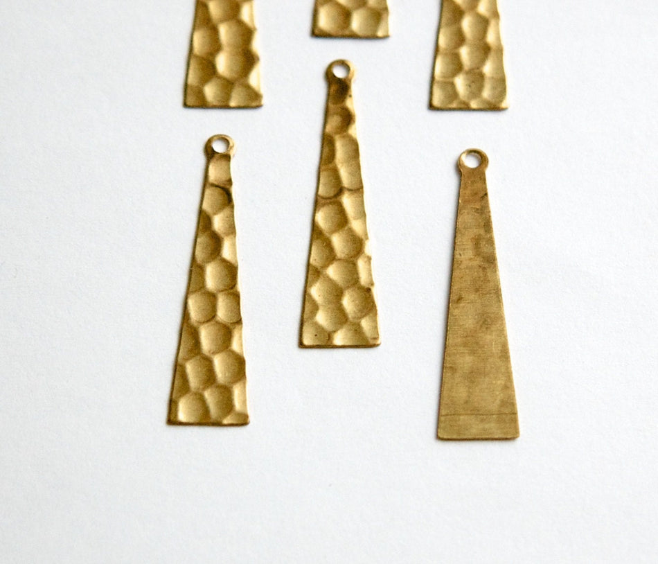 Hammered Raw Brass Narrow Triangle with Loop Pendant Drops (8) mtl412B