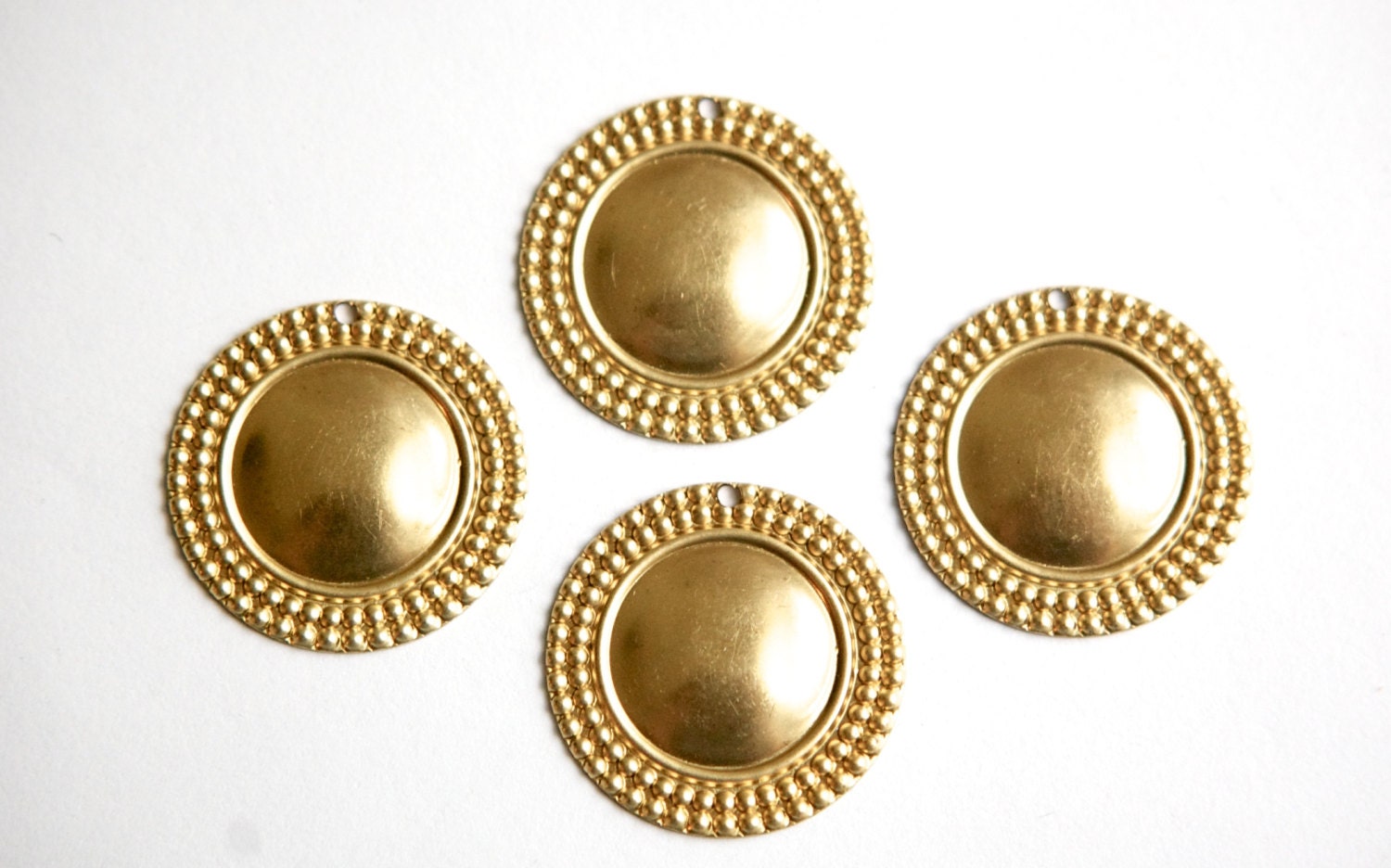 1 Hole Raw Brass Beaded Border Round Charm Pendant Drop (6) mtl396F