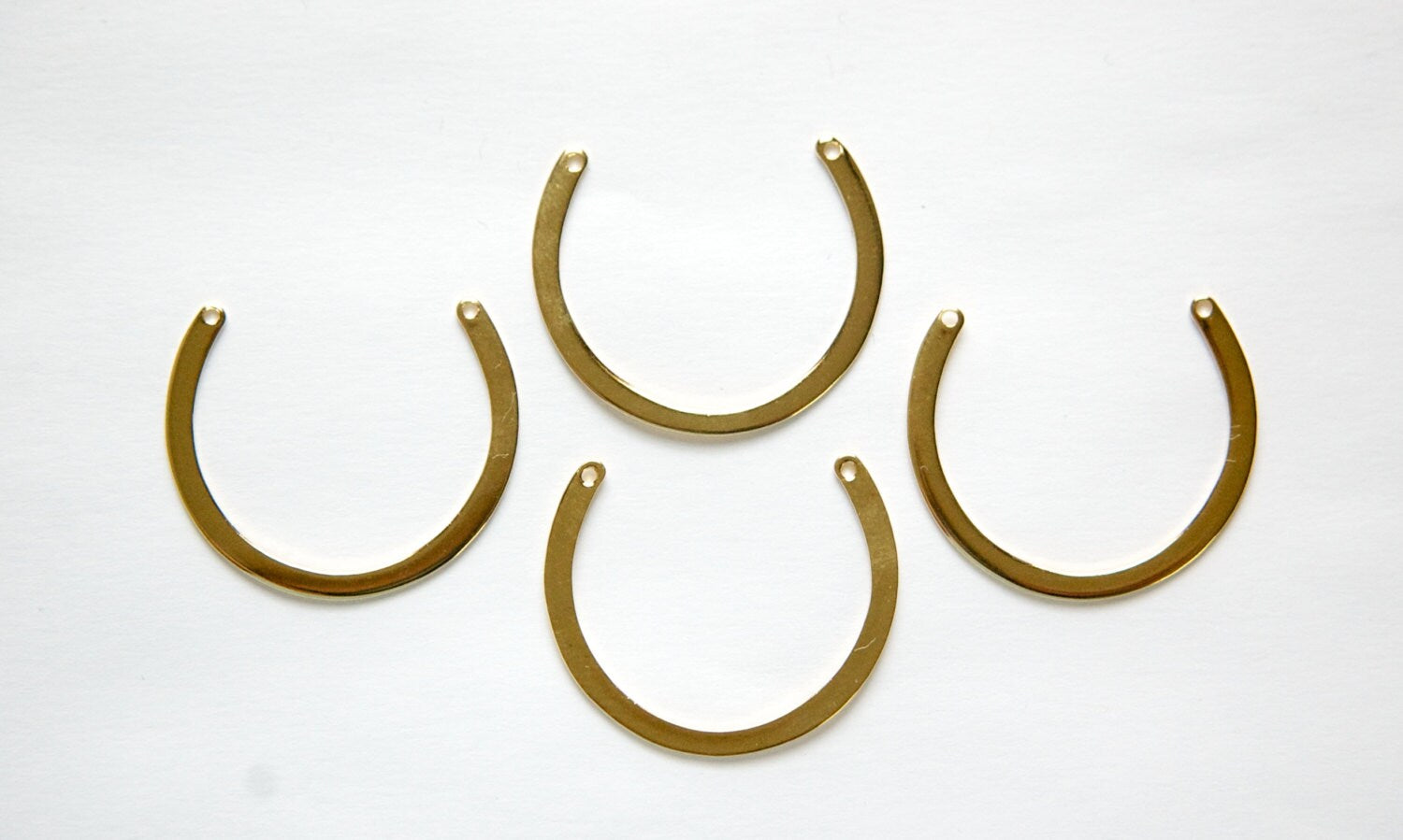 2 Hole Gold Plated C Shaped Partial Circle Pendant Charms (8) mtl386D