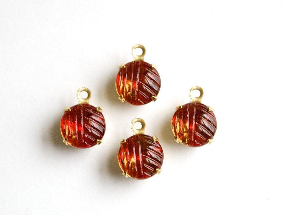 Vintage Etched Cranberry Topaz Glass Stone 1 Loop Brass Setting Drops 8.5mm (4) rnd009H