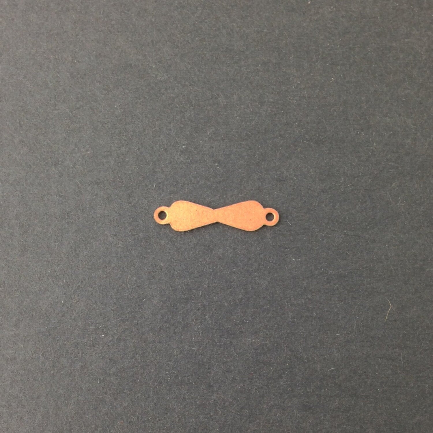 2 Loop Raw Brass Solid Figure Eight Connector Drops (15) mtl359D