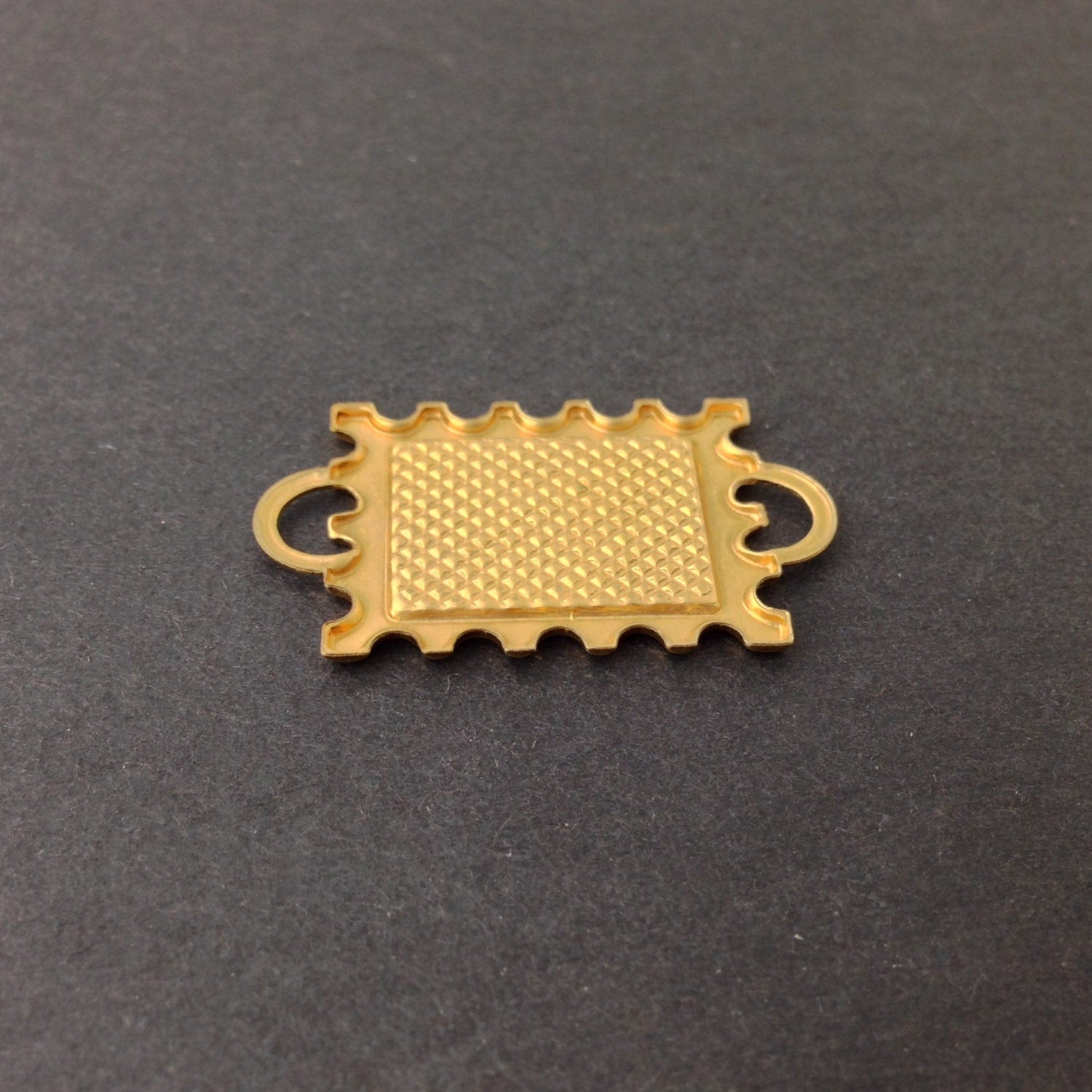 2 Loop Raw Brass Connector Setting Deep Scallop Edge 16x12mm (6) mtl358D