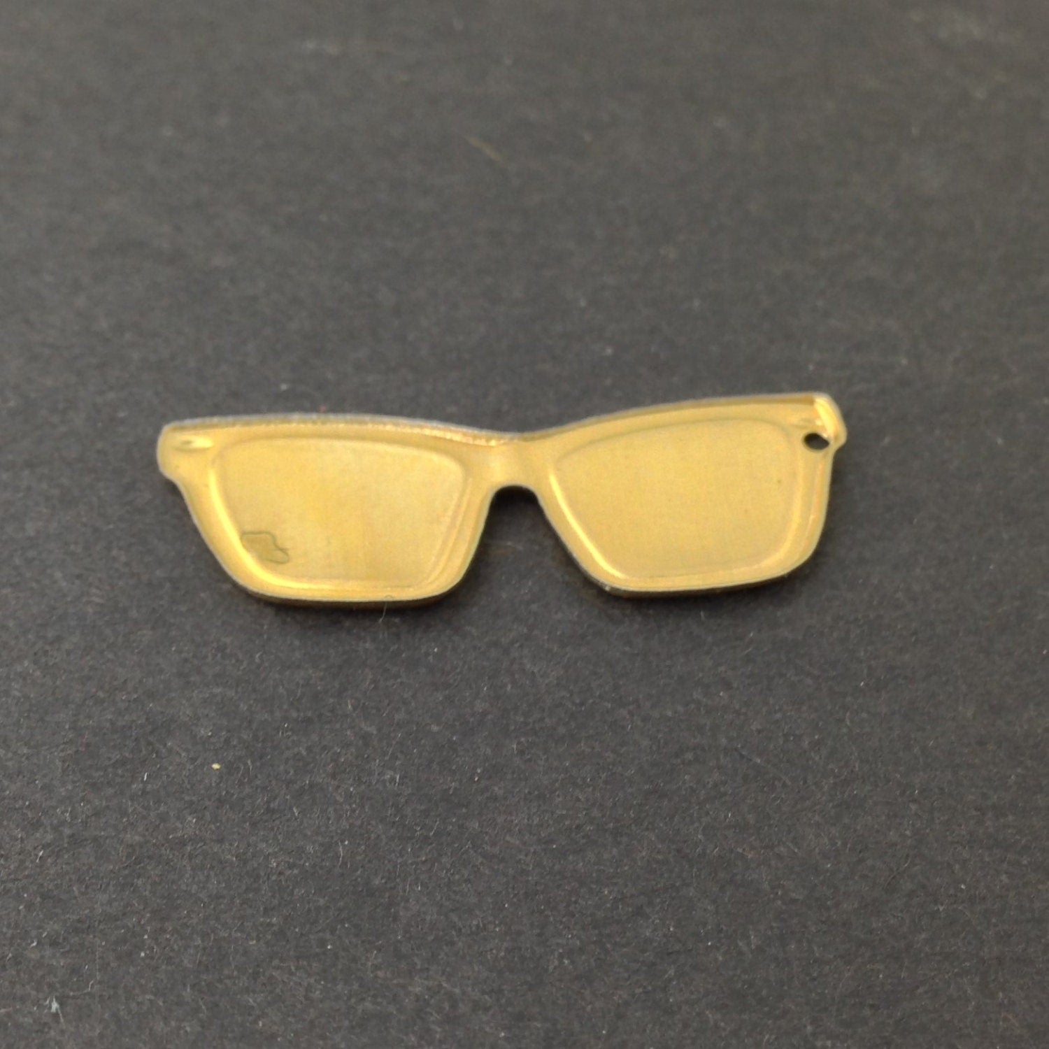 Raw Brass Sunglasses Charm Pendant 32x12mm (6) mtl059