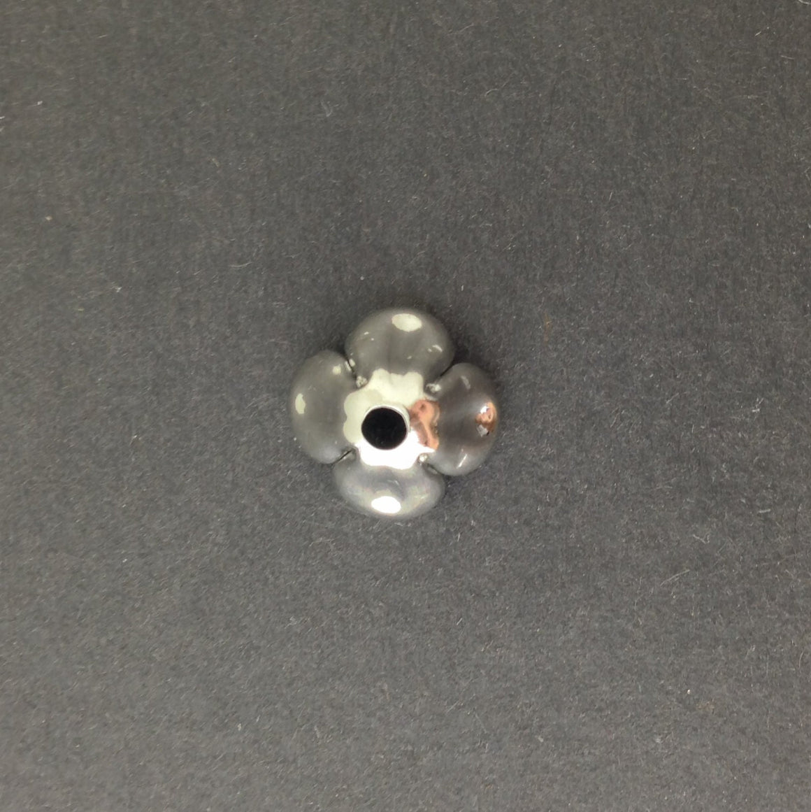 Silver Plated Rounded 4 Petal Bead Cap 12mm (8) mtl072A