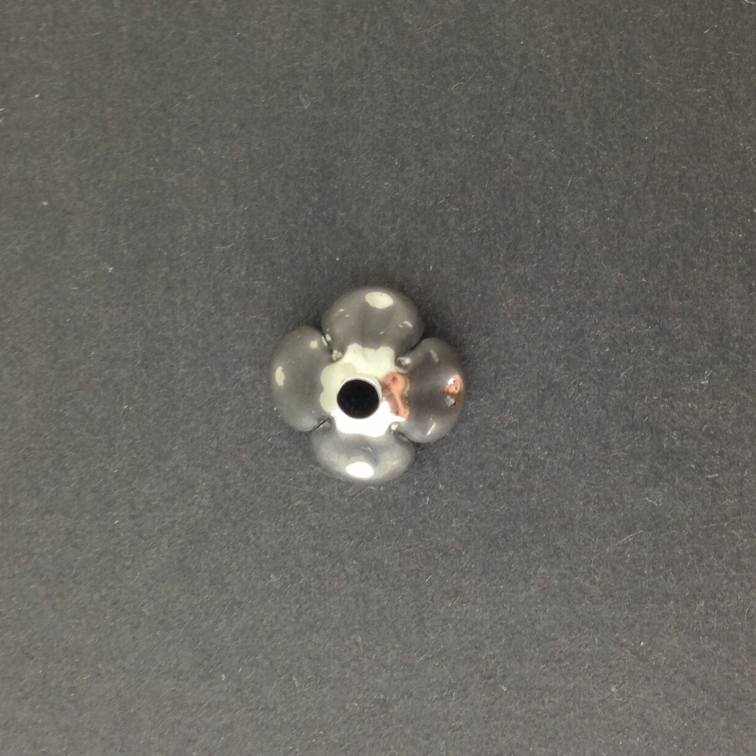 Silver Plated Rounded 4 Petal Bead Cap 12mm (8) mtl072A