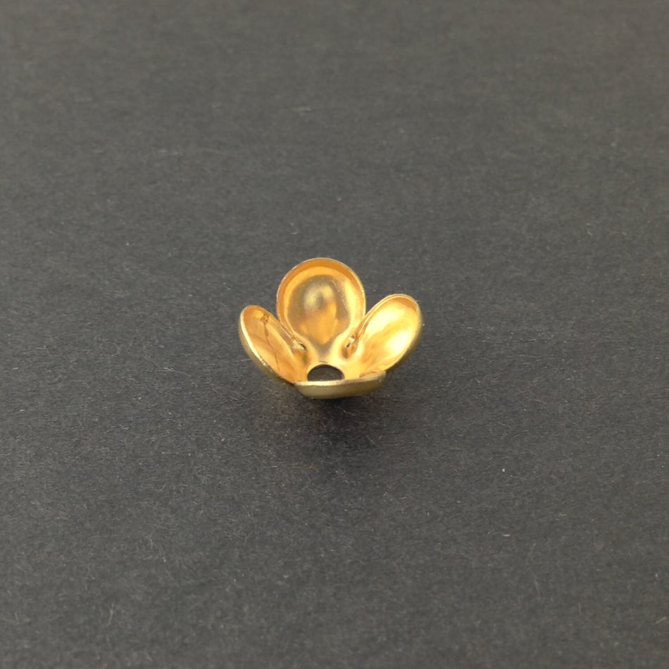 Raw Brass Rounded 4 Petal Bead Cap 12mm (8) mtl072C