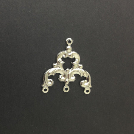 4 Loop Silver Plated Brass Scrolled Chandelier Pendant Findings 23x22mm (4) mtl084A