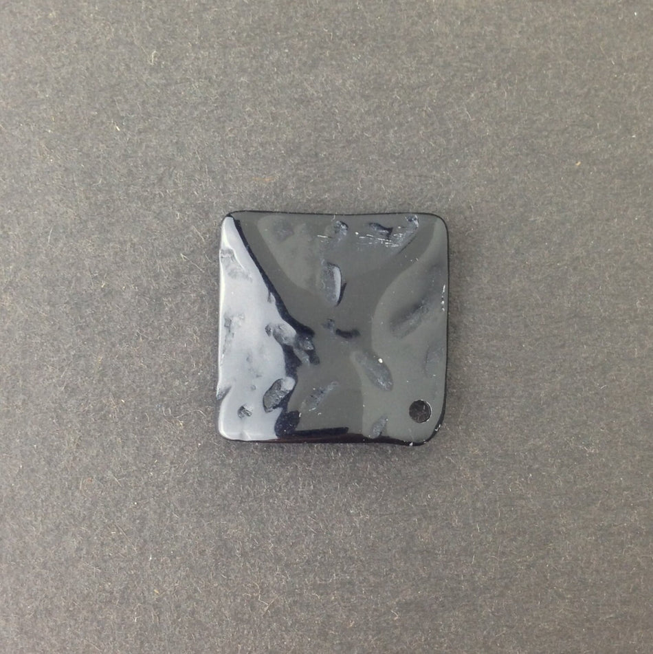Vintage Black Etched Square Wavy Acrylic Pendants 20mm (4) pnd149K
