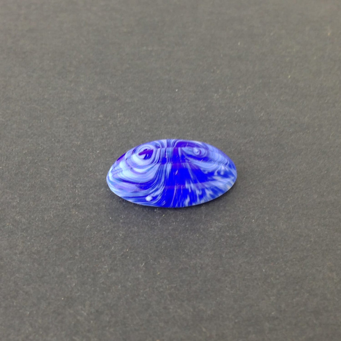 Vintage Blue White Swirled Ribbed Melon Cabochon cab162A