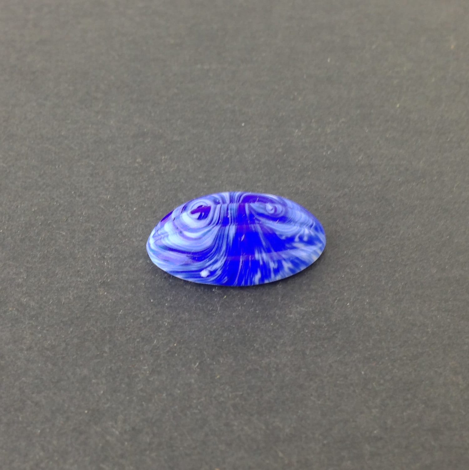 Vintage Blue White Swirled Ribbed Melon Cabochon cab162A