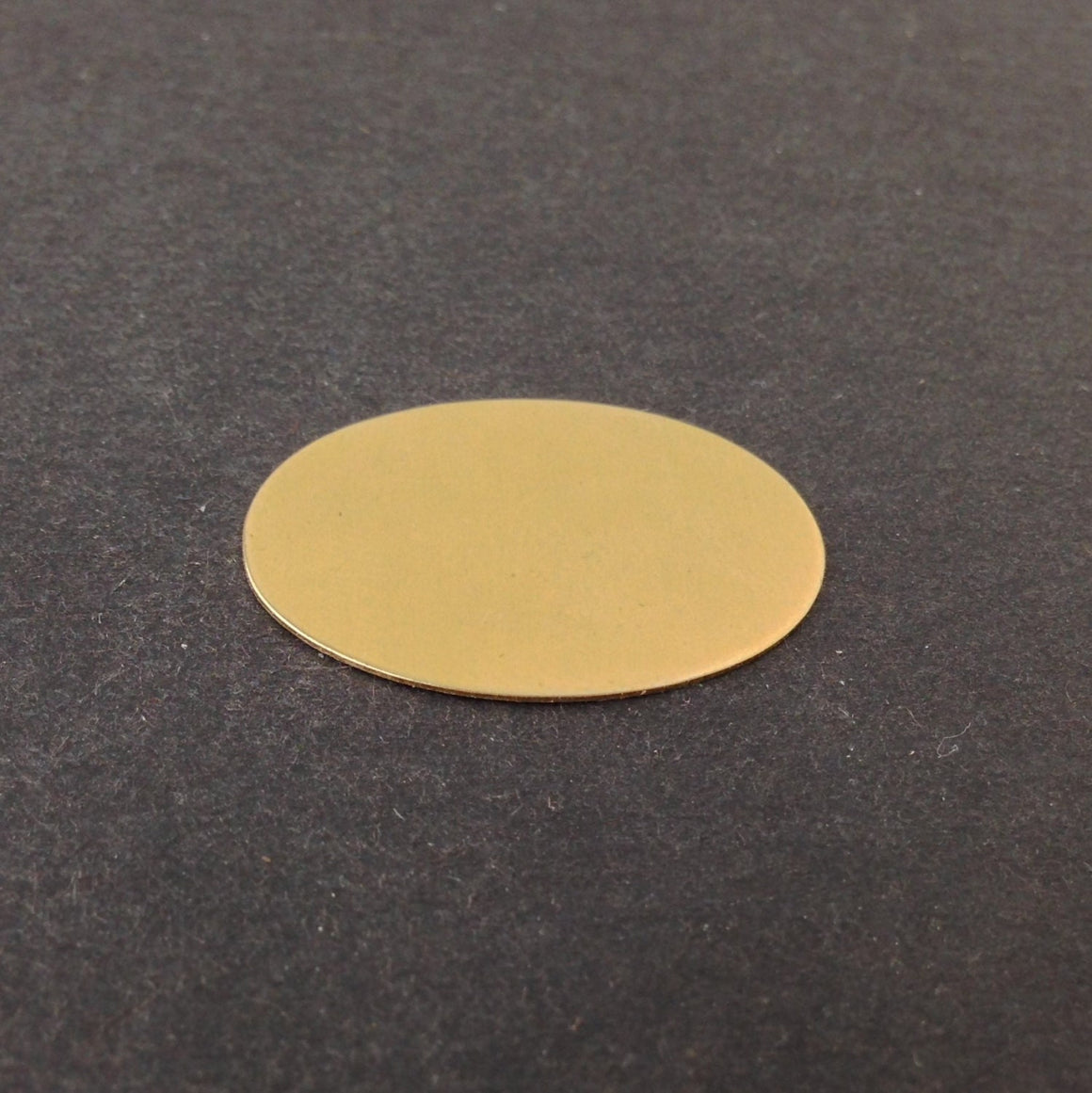 No Hole Raw Brass Flat Oval Blank Tags 31.5 x 24mm (4) mtl138A