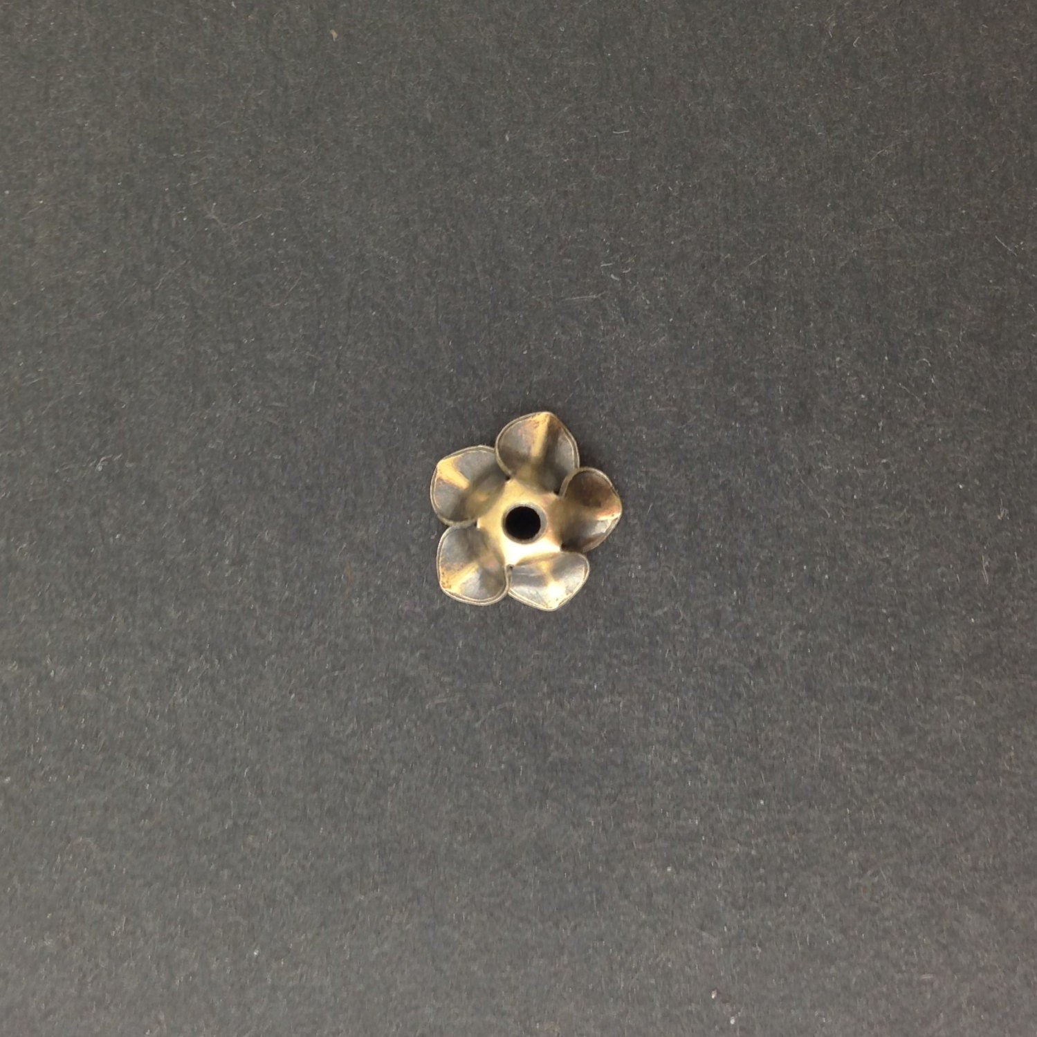 Brass Ox Flower Bud Bead Cap Finding (6) mtl303F