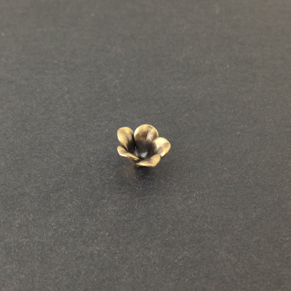 Brass Ox Flower Bud Bead Cap Finding (6) mtl303F