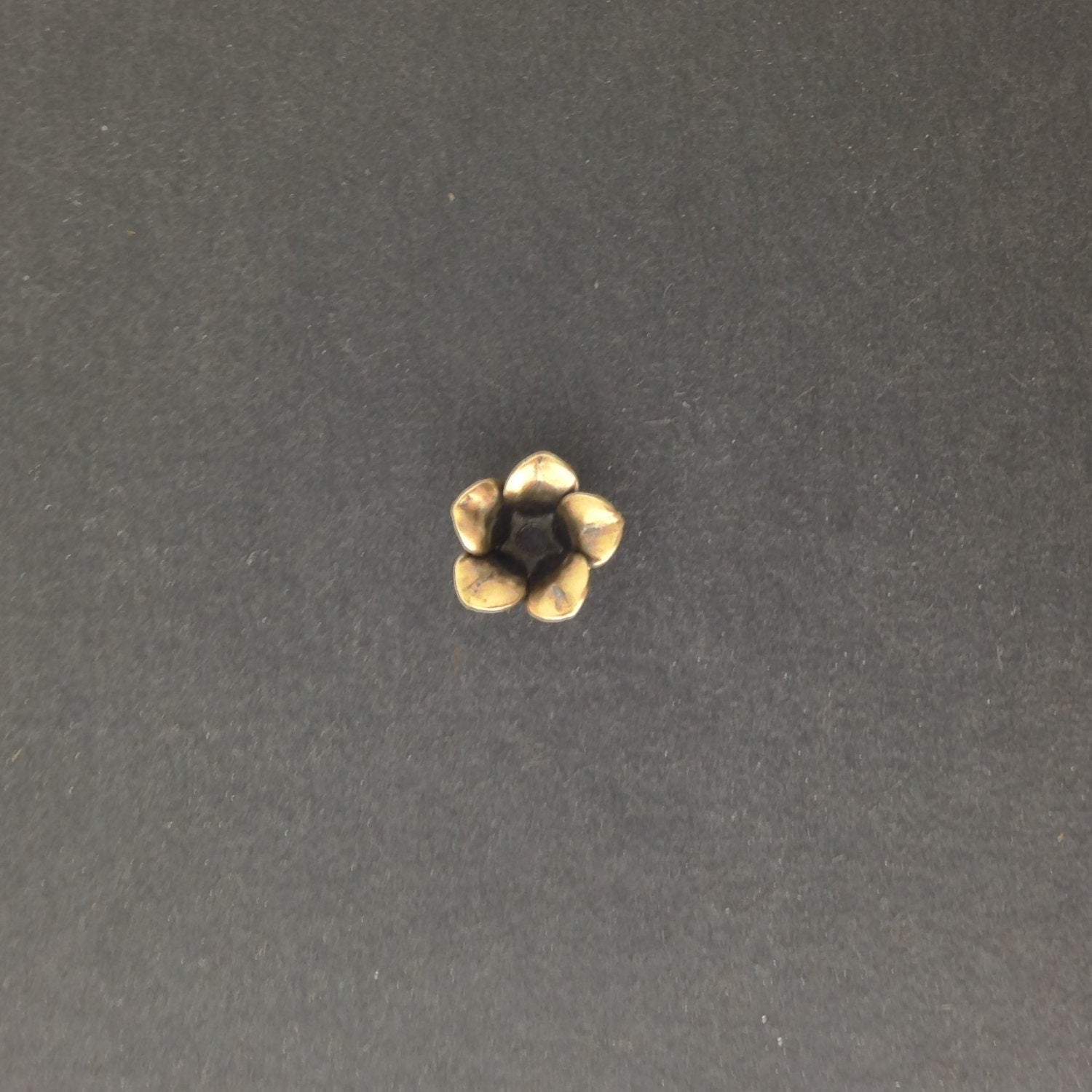 Brass Ox Flower Bud Bead Cap Finding (6) mtl303F