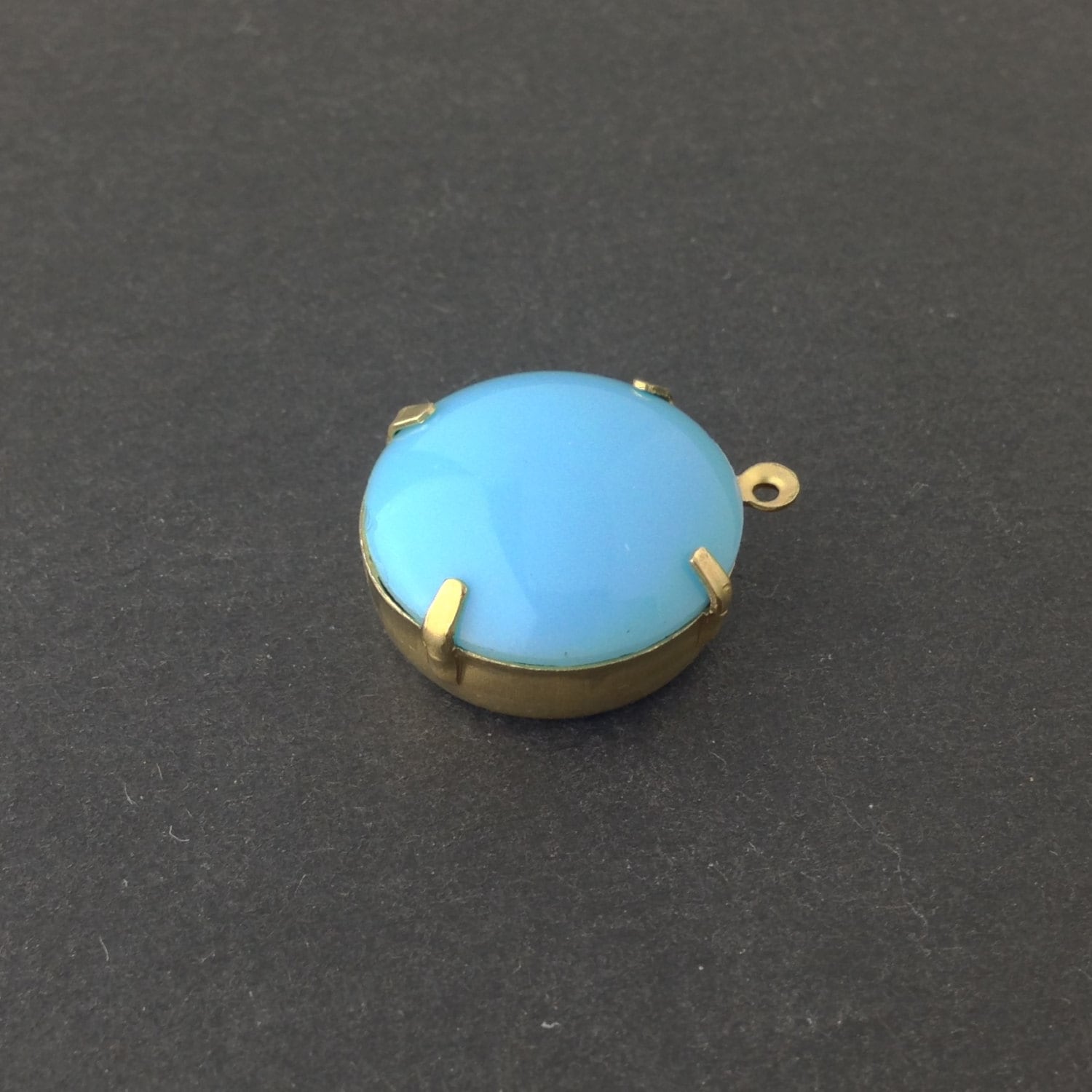Vintage Opaque Blue Glass Stones 1 Loop Brass Settings 20mm (1) rnd015D