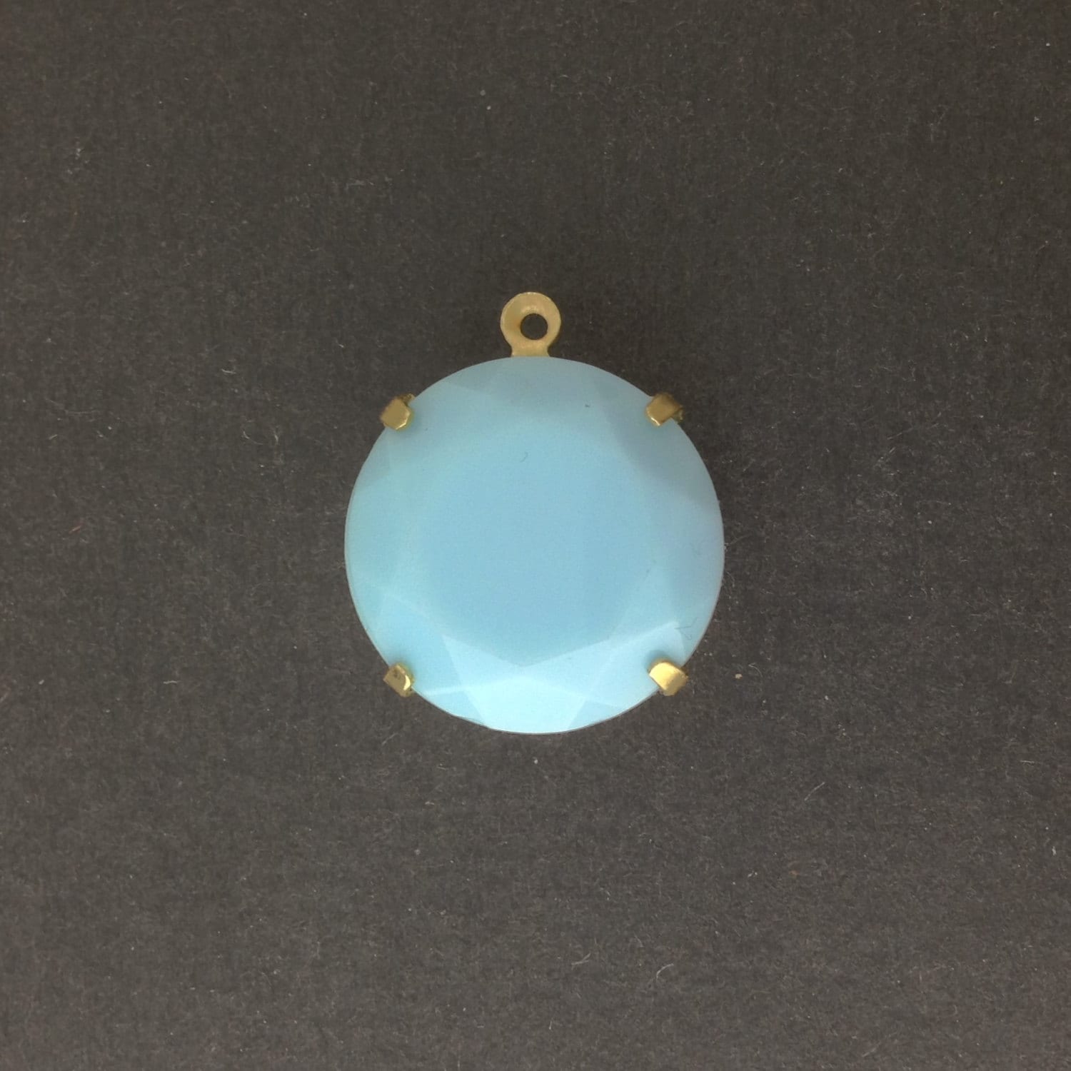 Vintage Opaque Light Blue Faceted Glass Stone 1 Loop Brass Setting 20mm (1) rnd016E